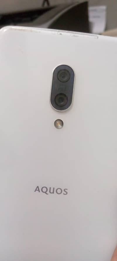 Sharp Aquos Zero 2