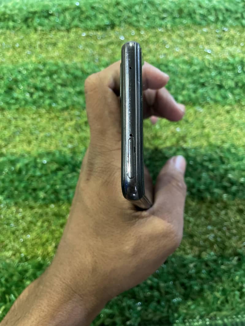 Samsung Mobile A52 4