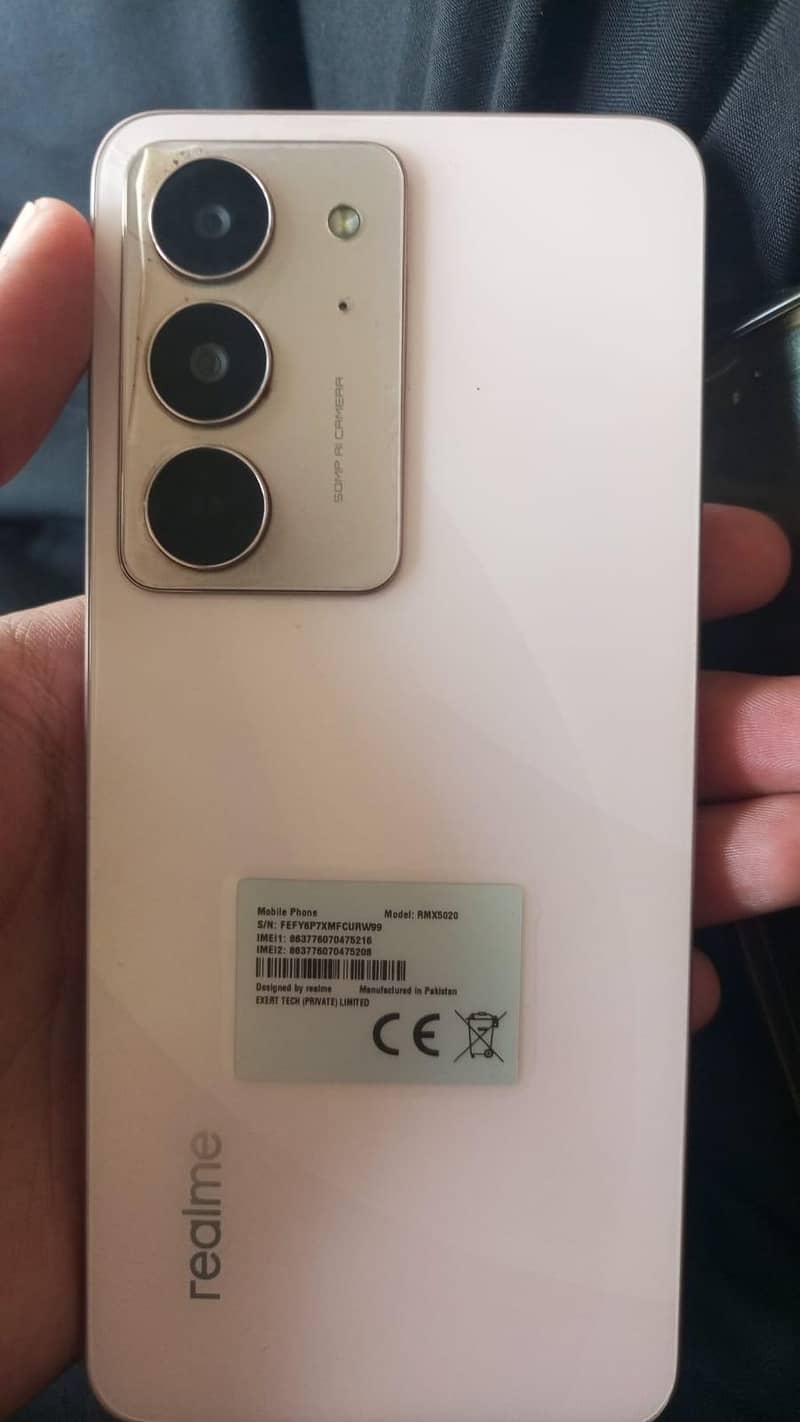 Realme C75x 4