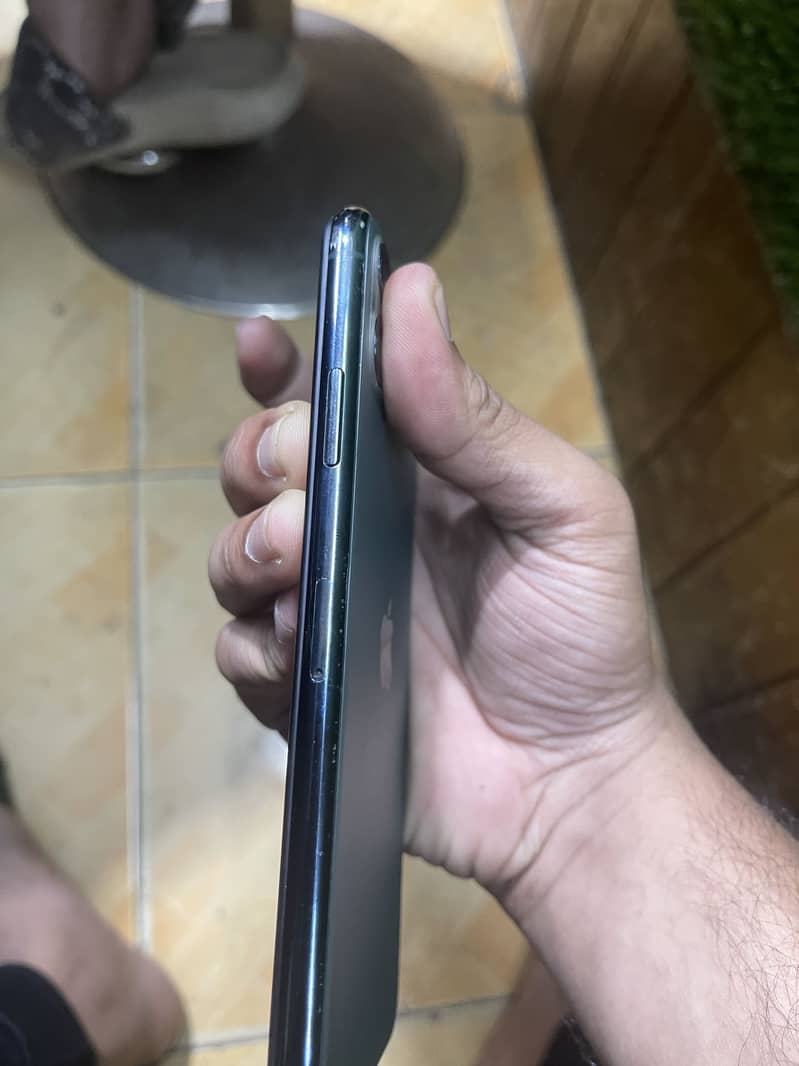 Iphone 11 pro max 1