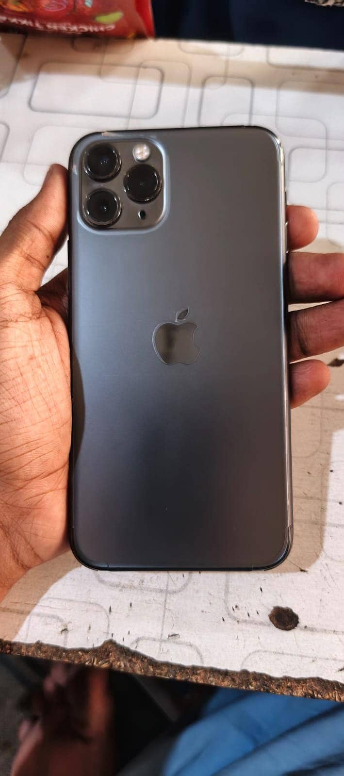 Apple iPhone 11 Pro 2