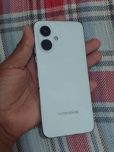 Tecno Spark go 2