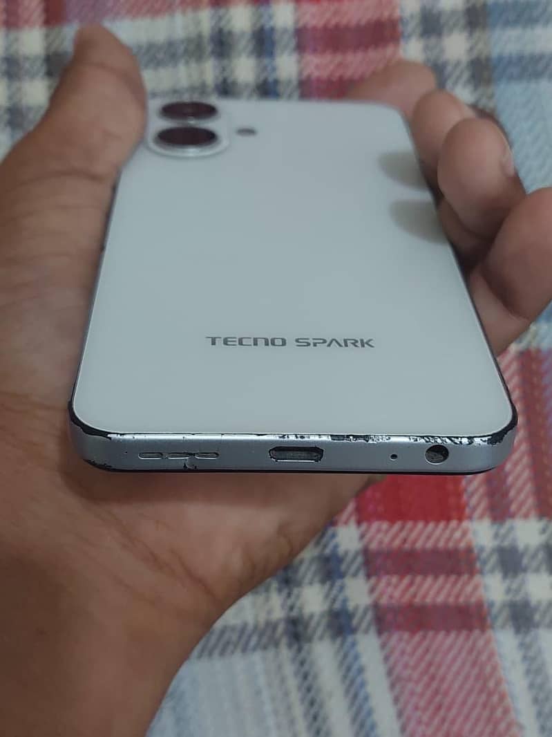 Tecno Spark go 2 4