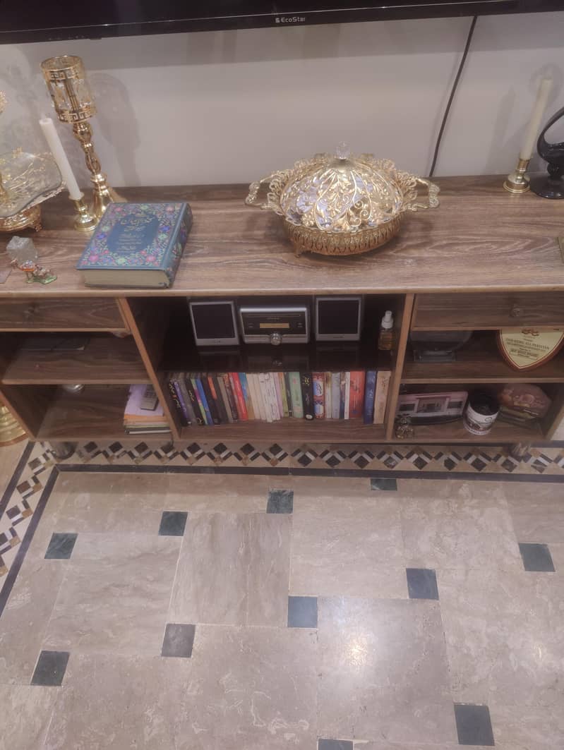 led/lcd console table 1