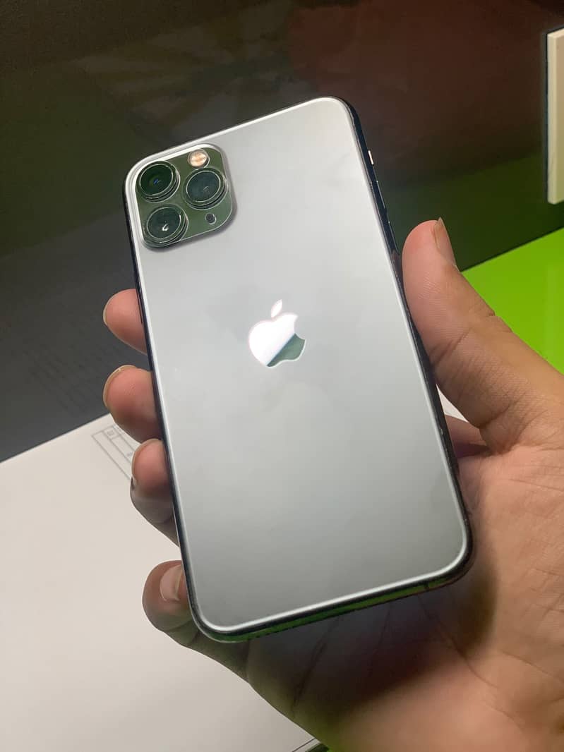Apple iPhone 11 Pro 1