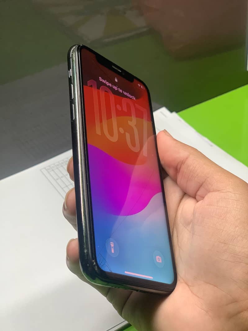 Apple iPhone 11 Pro 5