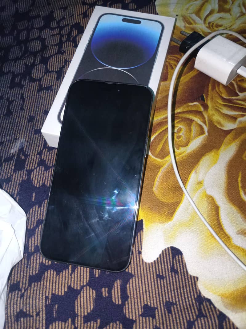 Apple iPhone 14 Pro Max 9