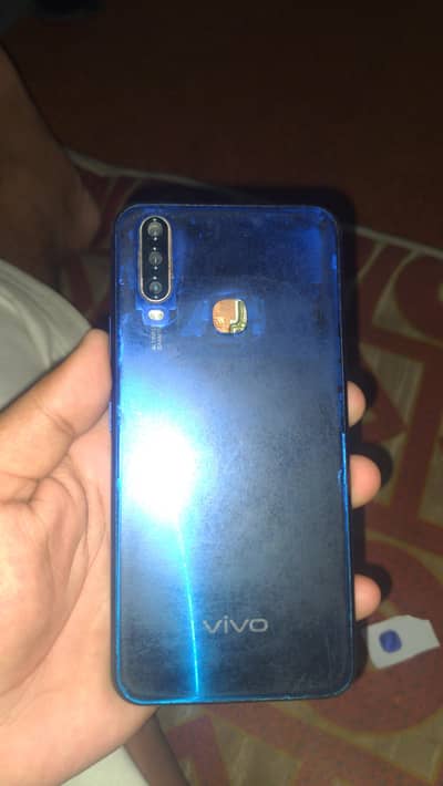 Vivo Y17