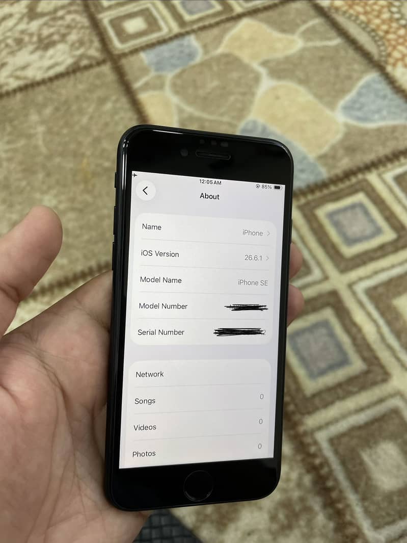 iPhone SE 2020 1