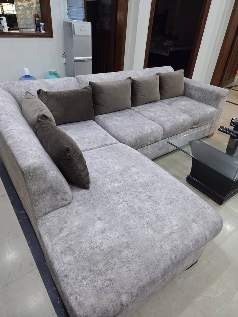 L shape sofa,central table & sethi 8