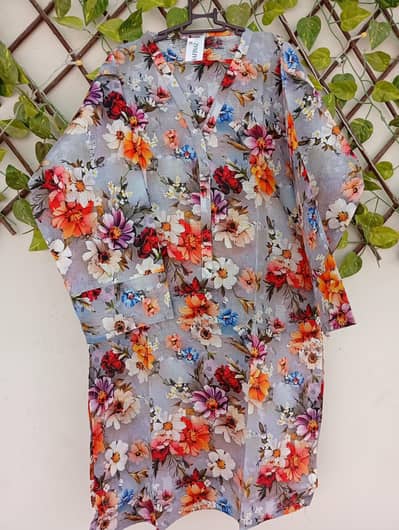 girls dress size 30 (two piece stitched)