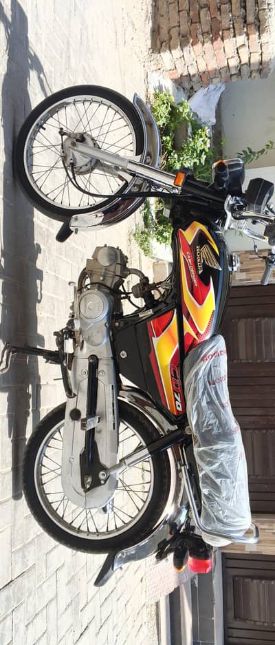 bike mein Koi Kam Nahin hai