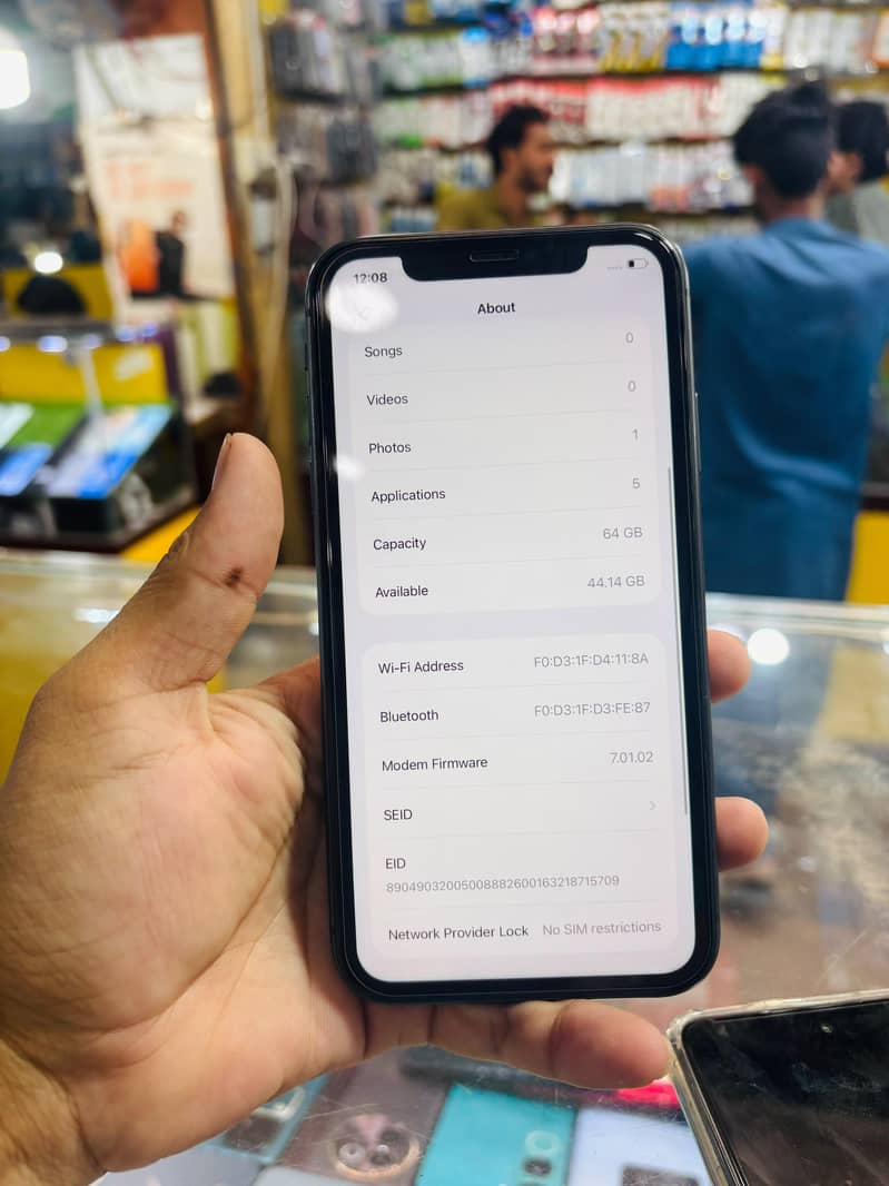 Apple iPhone 11 2