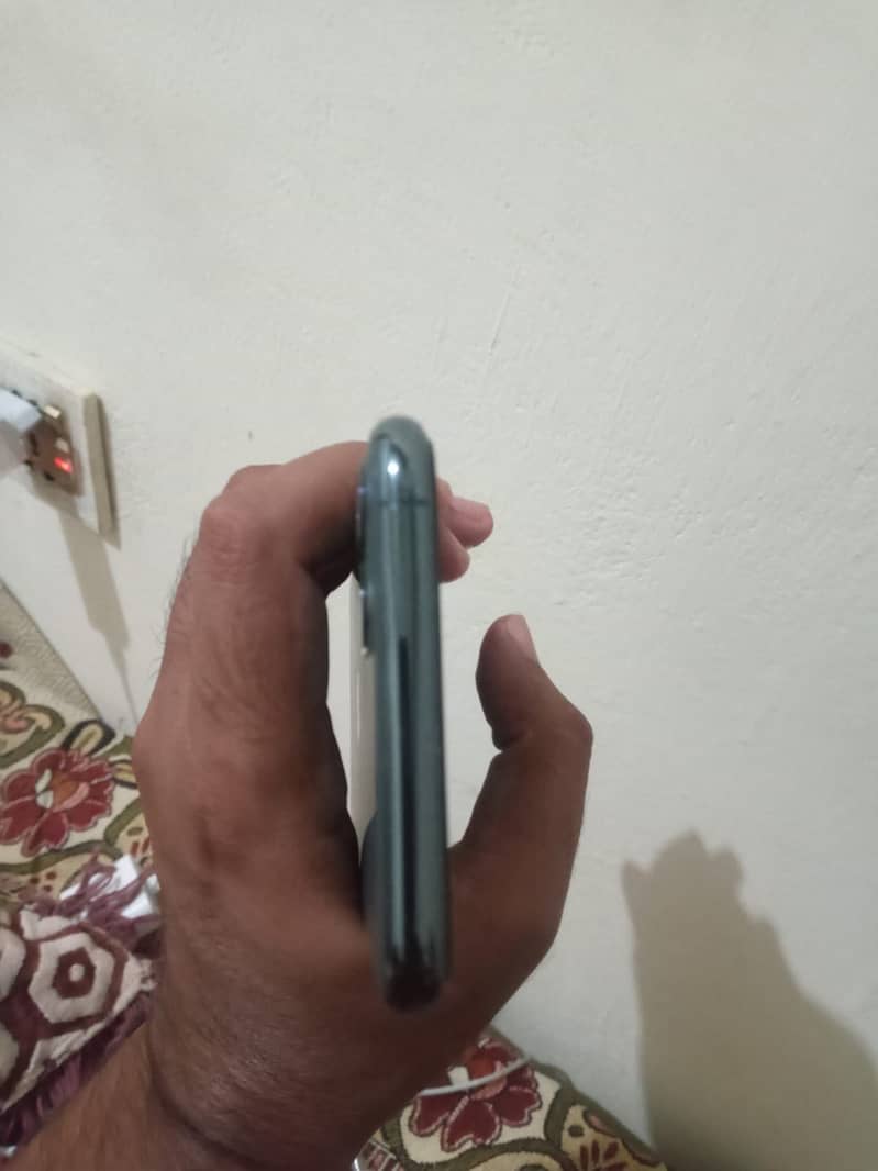 iPhone 11 Pro Max jv 5
