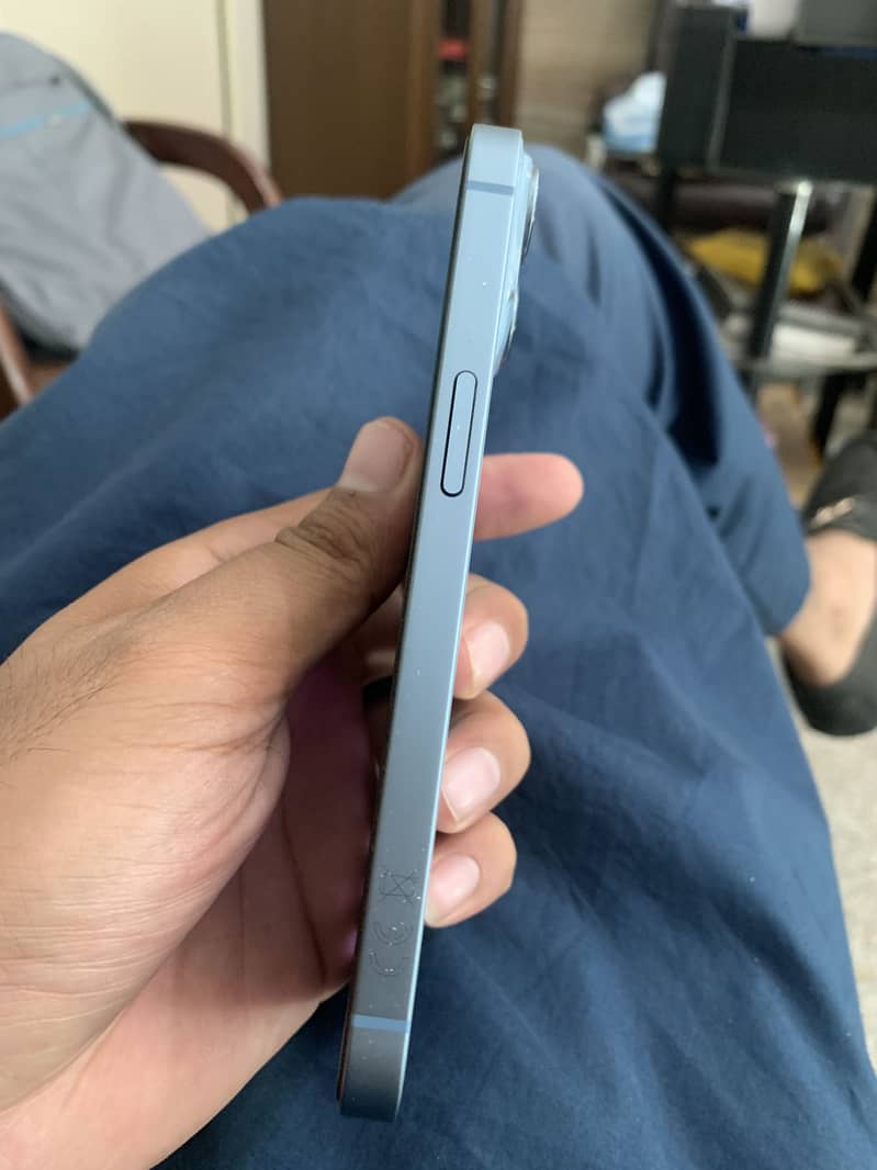 Apple iPhone 14 10
