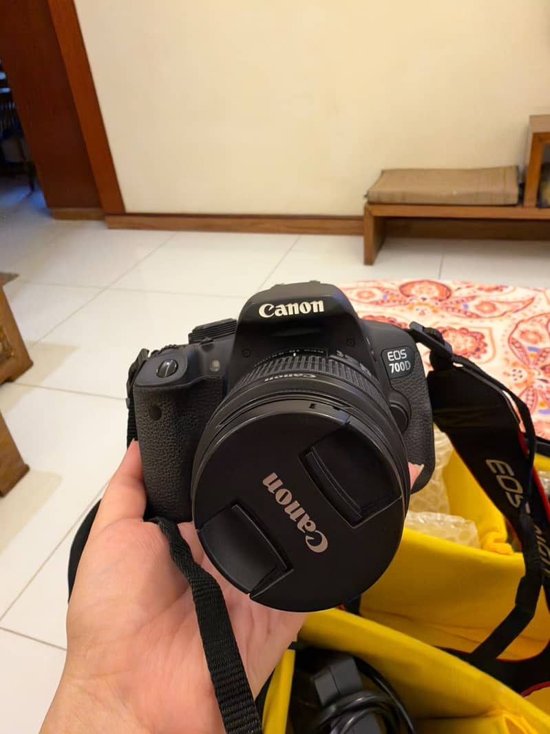 EOS 700D 4