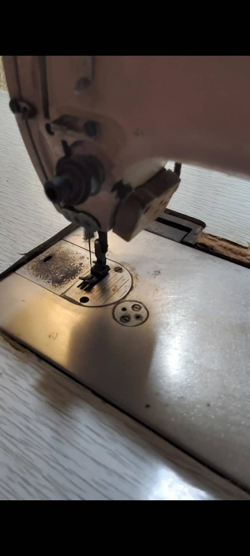 juki. industrial computerized sewing machine 4