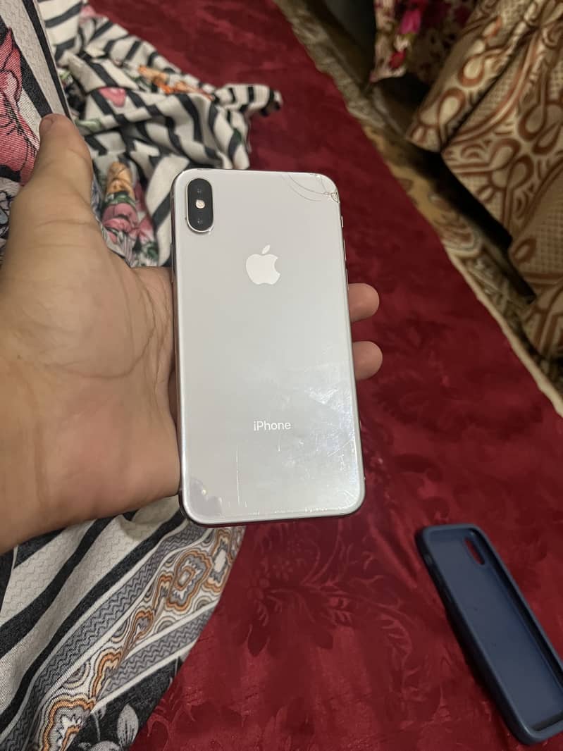 Apple iPhone X 3