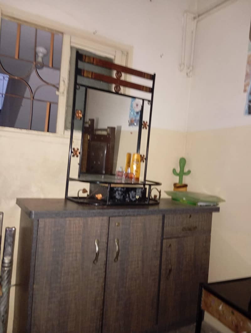 Drawer and mirror - Dressers & Drawers - 1120926027