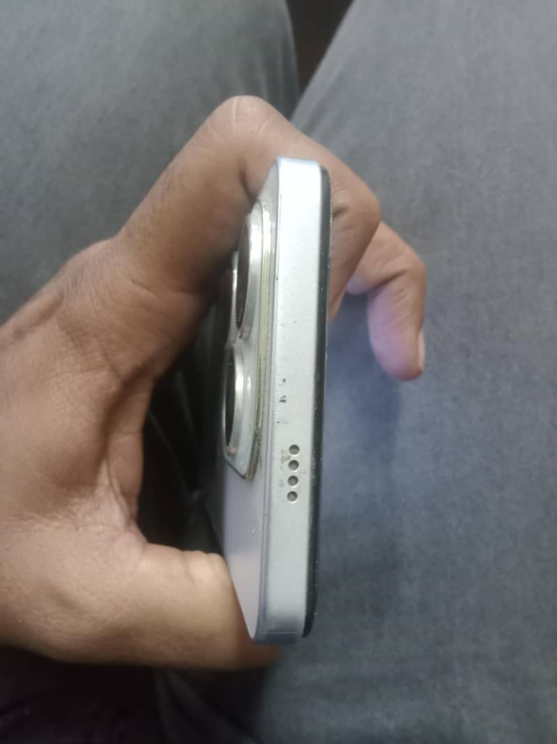 Tecno Spark 20C 4