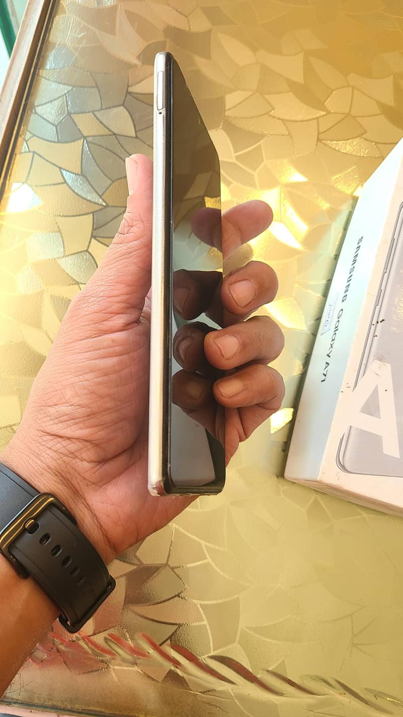 Samsung Mobile A71 4