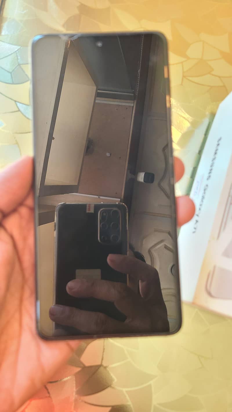 Samsung Mobile A71 6