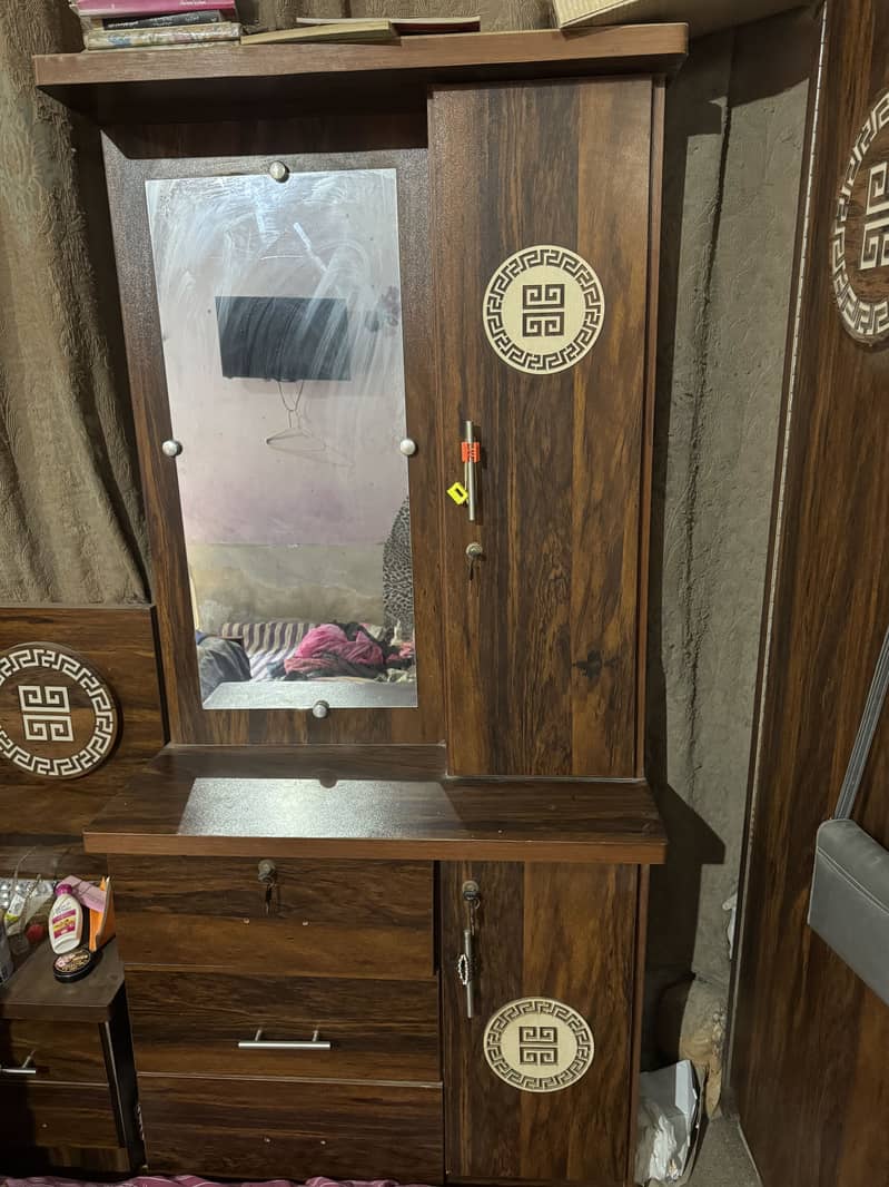 Bed , Almari , Side table , dressing, showcase 1