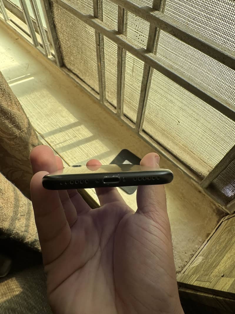 Apple iPhone 7 20