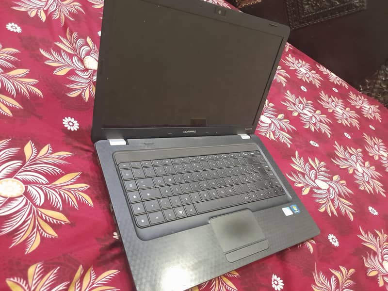 Compaq laptop 2