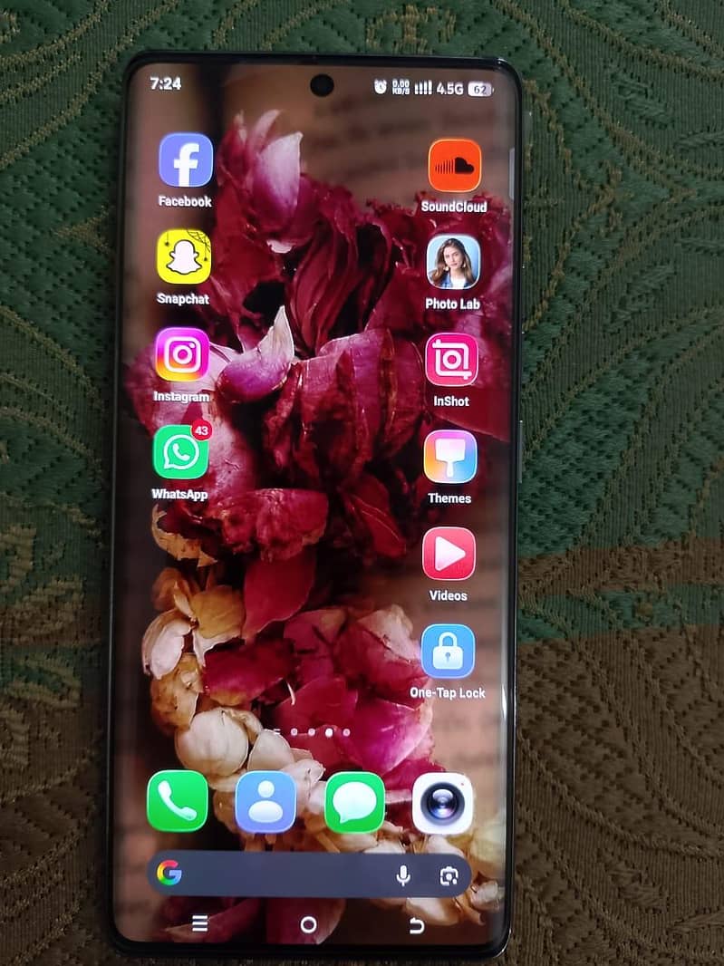 Tecno CAMON 40 Pro 7