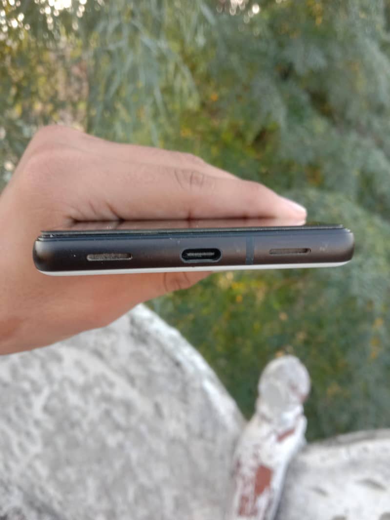 Google Pixel 6a 1