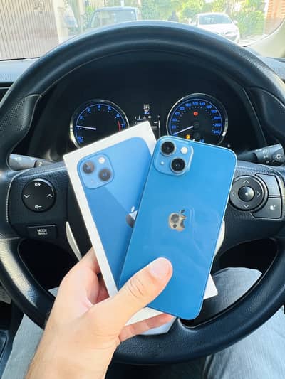 Apple iPhone 13