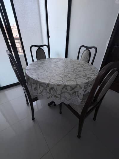 wooden Round table with chairs