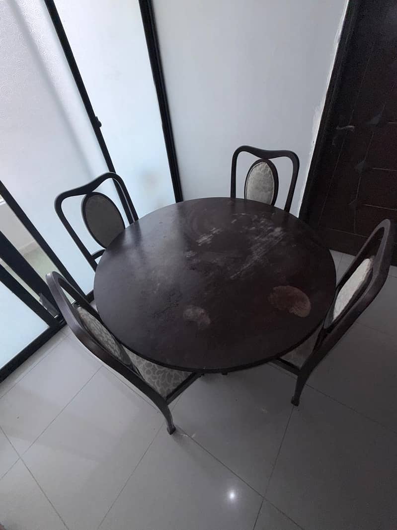 Round Wooden Dining Table Set 3