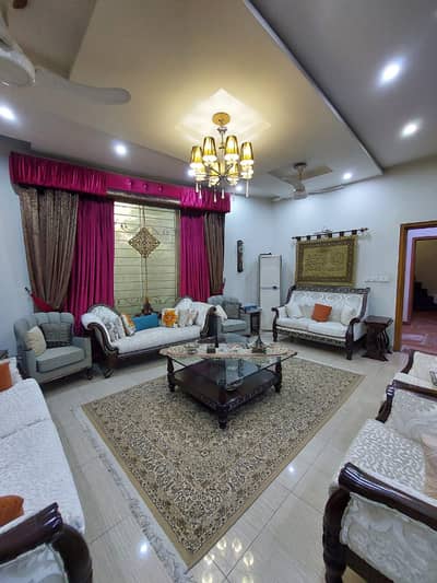 (22 Marla) Like A New House In Nashman Iqbal Phase 1 For Sale