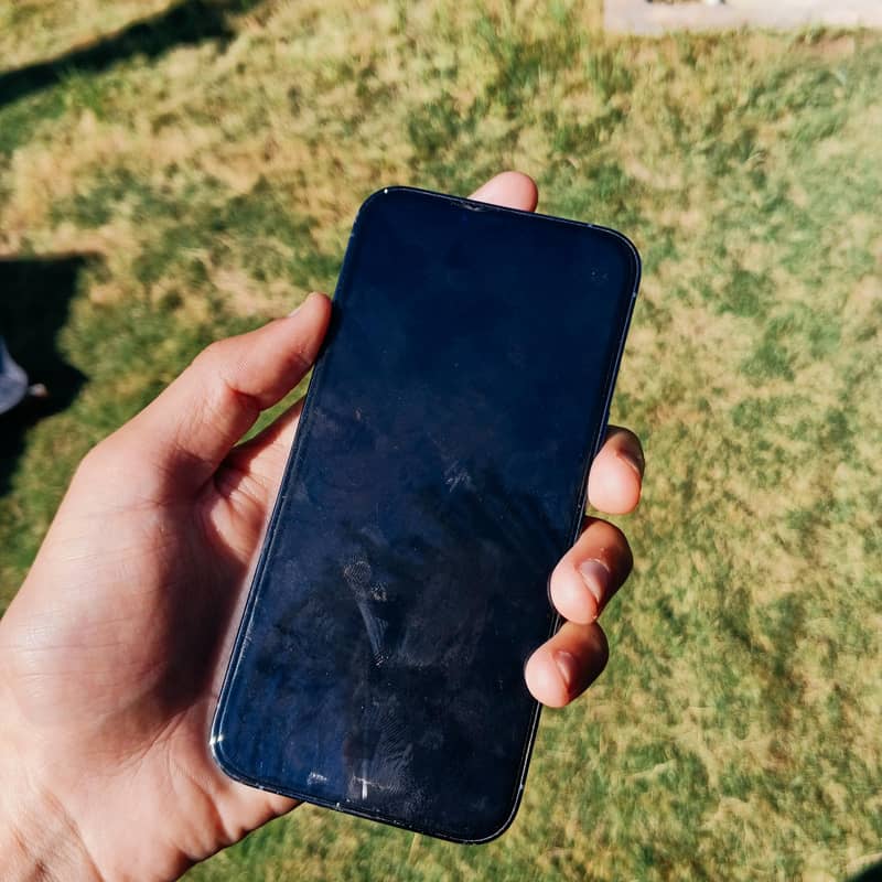 Apple iPhone 13 Pro 1
