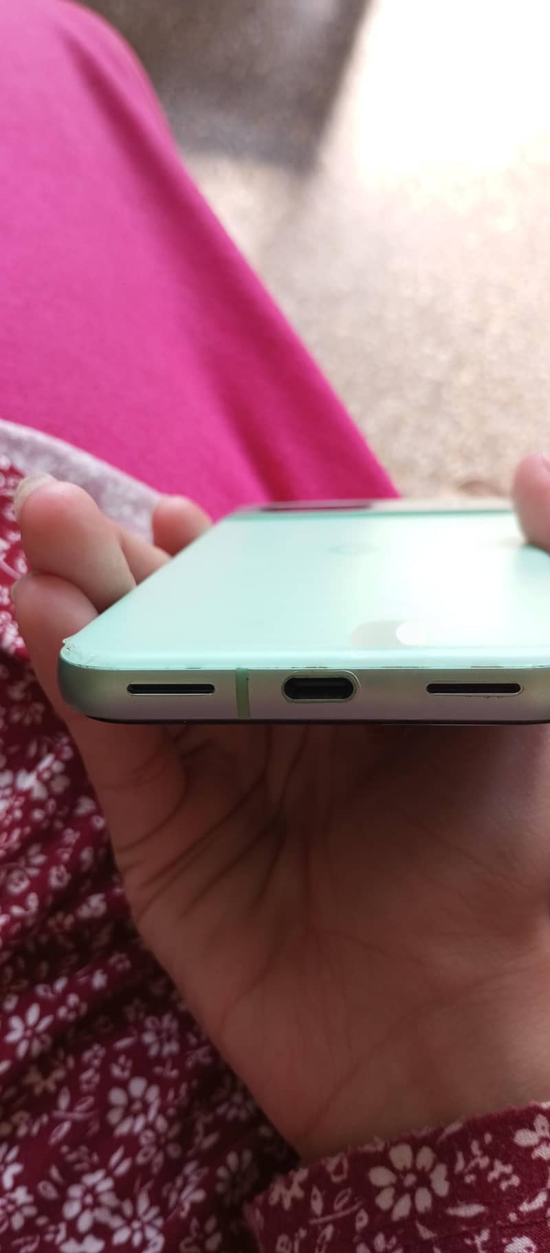 Google Pixel 8A (Green) 1
