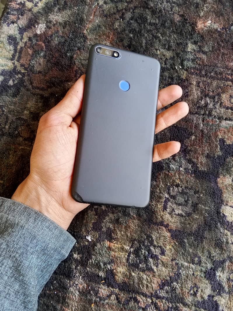 Huawei Y7 1