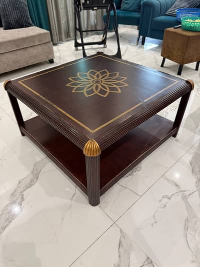 Centre table with 2 side tables