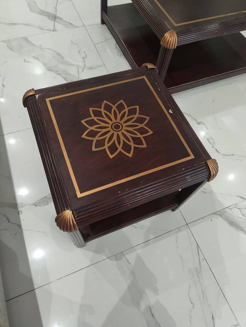 Centre table with 2 side tables 2
