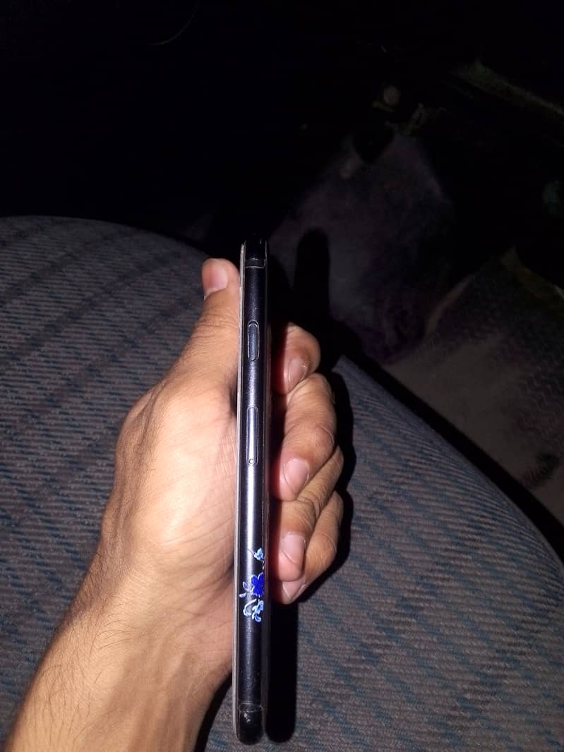 Apple iPhone SE 3