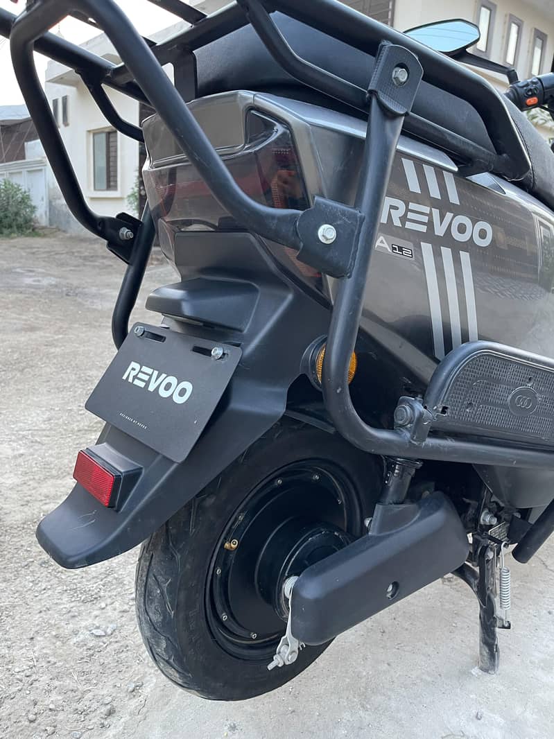 Reevo A12 3