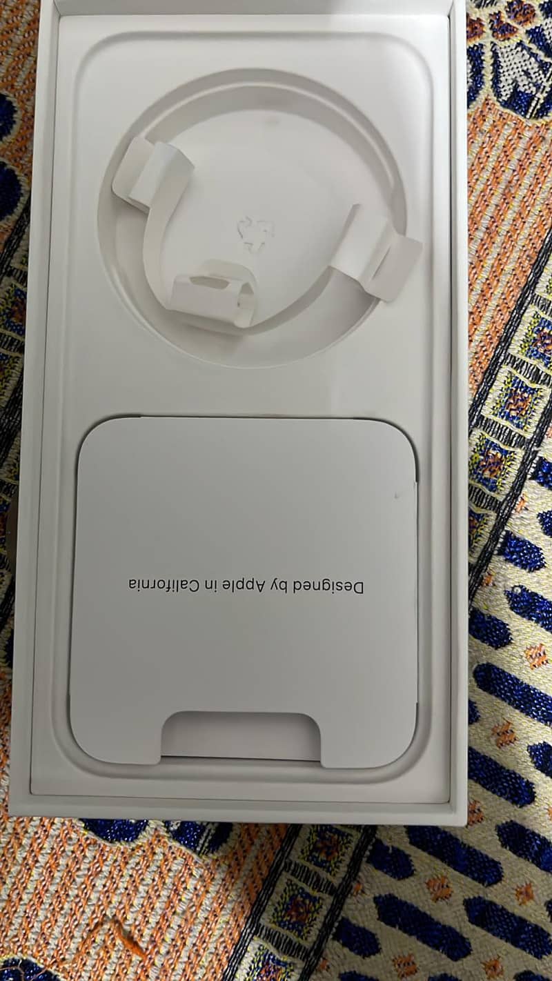 Apple iPhone 13 6