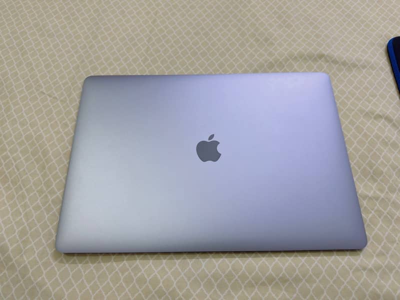 Macbook pro i7 2017 2