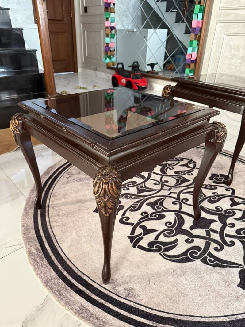 2 coffee tables 1