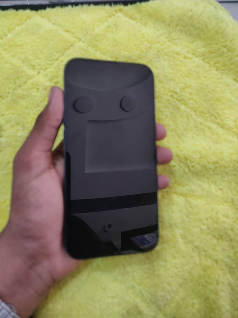 Apple iPhone 13 3