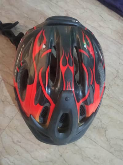 beautiful safety kit and helmet for children