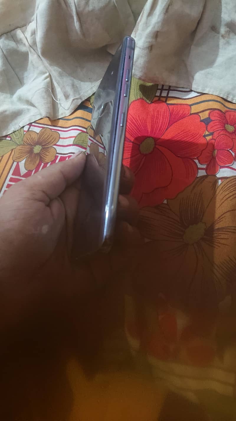 LG G8 ThinQ 2