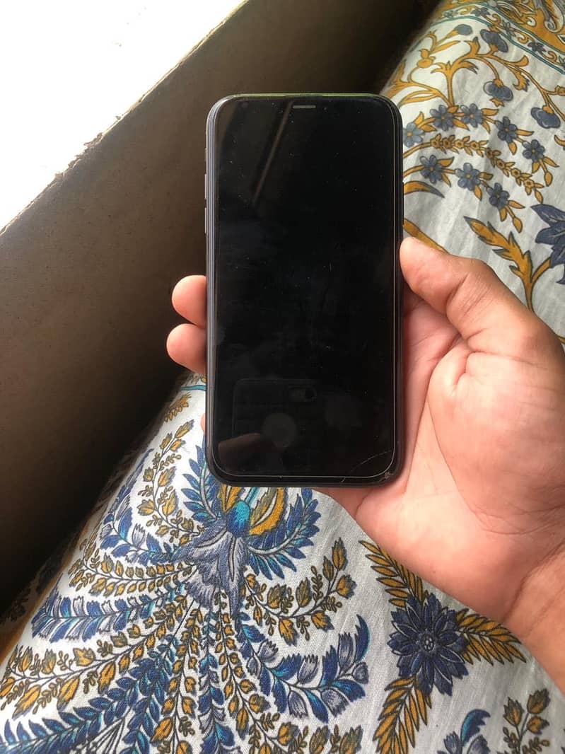 Apple iPhone XR 3