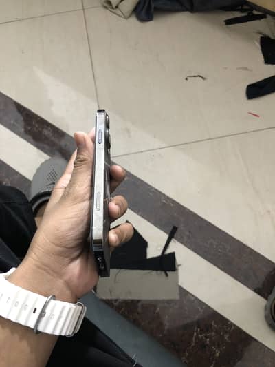 Apple iPhone XR